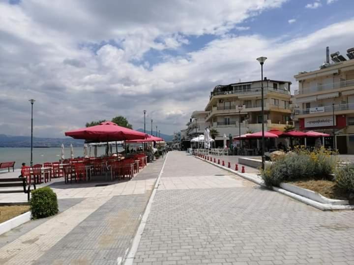 By The Sea Appartement Peraía Buitenkant foto
